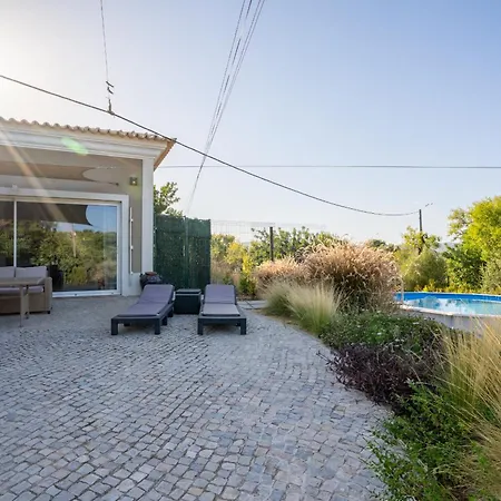 Peaceful & Private Pool By Quinta Da Alfarrobeira Сasa de vacaciones *